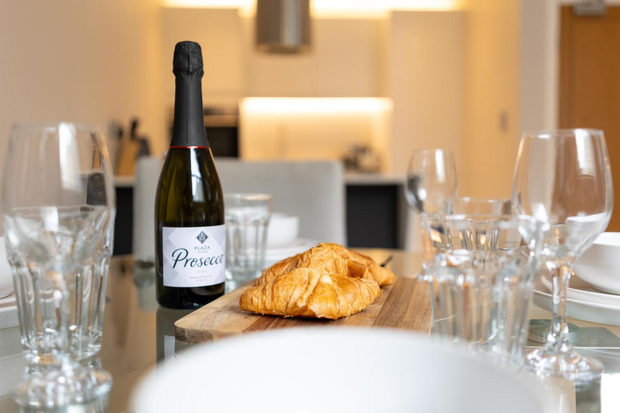 Exclusive Cardiff City Centre Apartment Екстер'єр фото