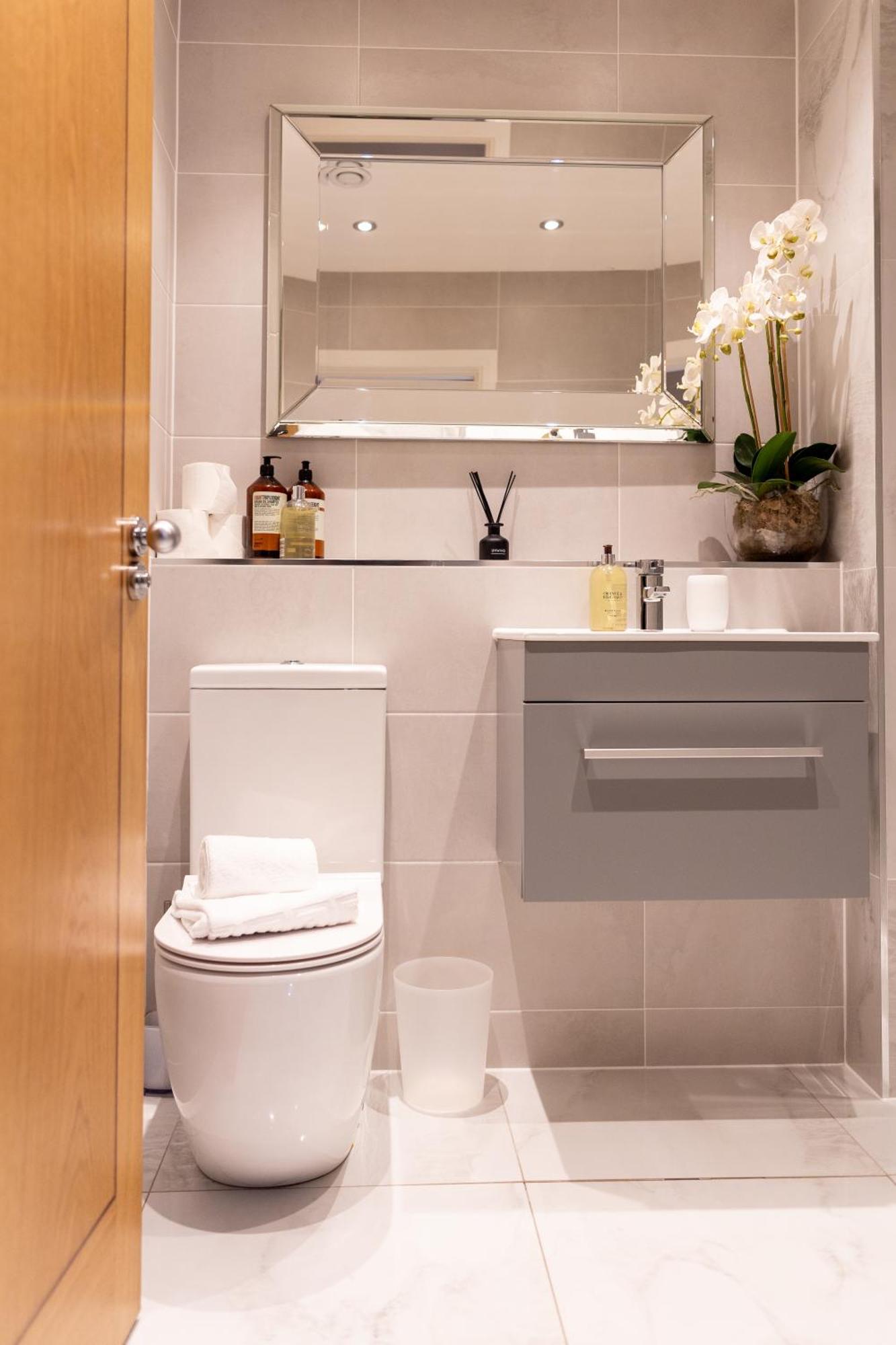Exclusive Cardiff City Centre Apartment Екстер'єр фото